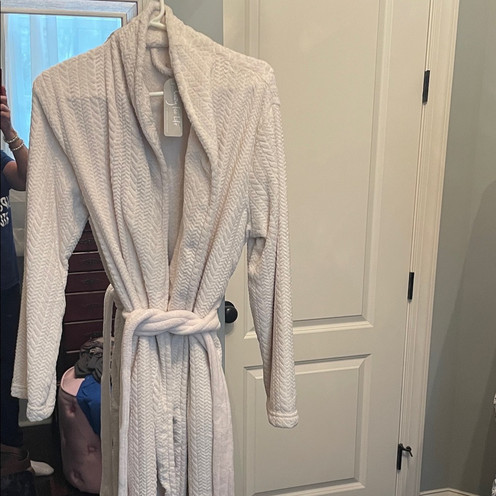 Cream Textured Robe
